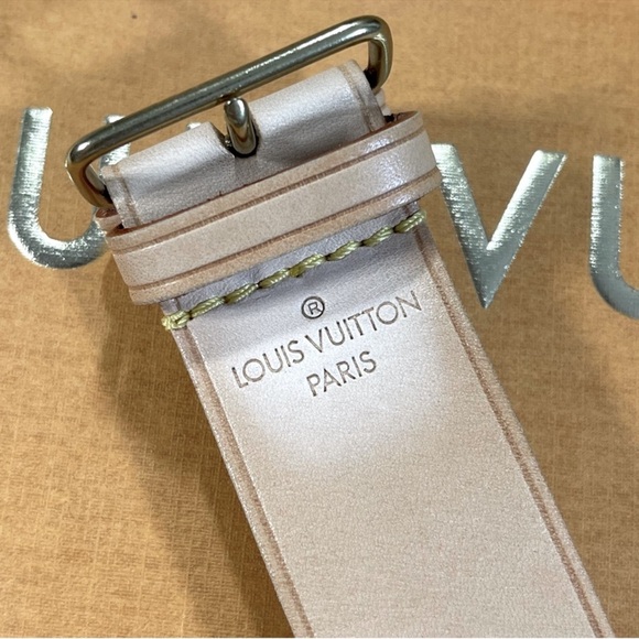 Louis Vuitton Poignet as a Bracelet - Picture 10 of 16